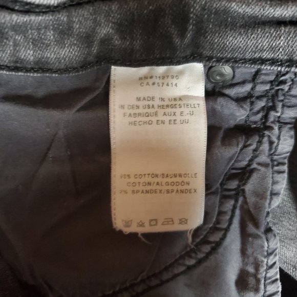 True Religion Halle 28 (Meas 26x27 9" Mid Rise) Skinny Black Ankle Zip Jeans A14 - Picture 8 of 9